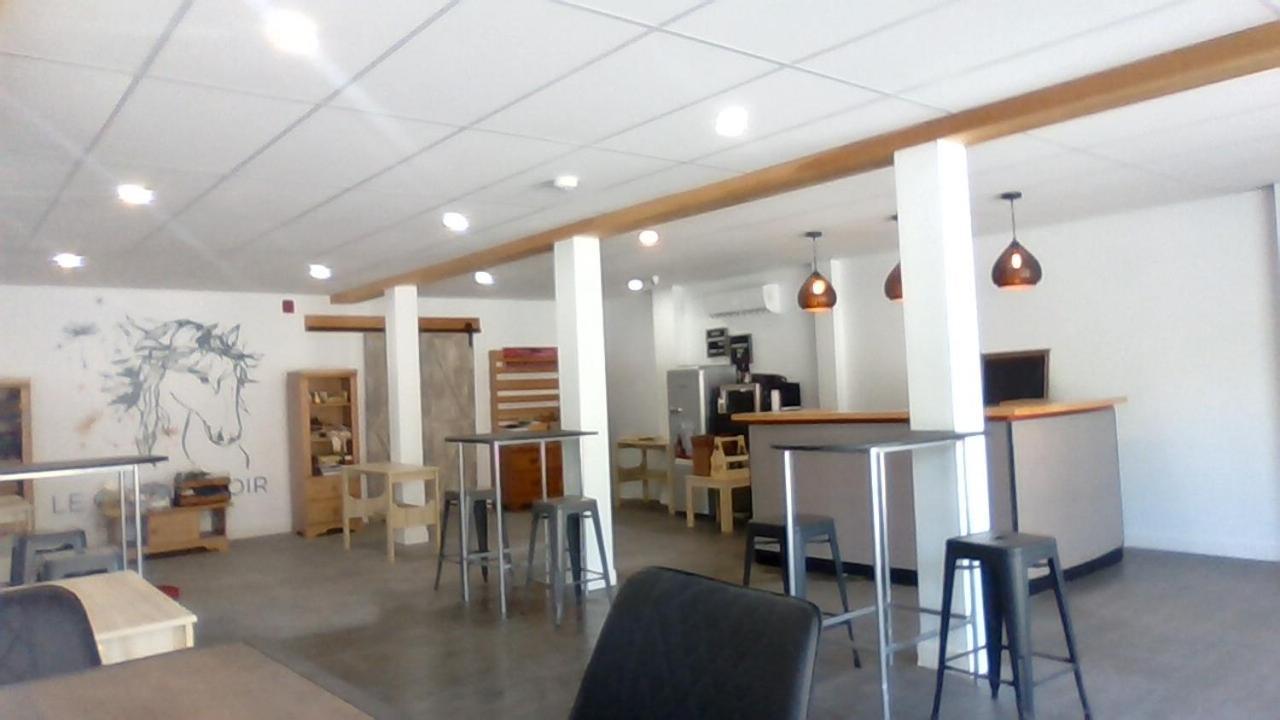 Le Cheval Noir Hostel Trois-Pistoles Kültér fotó